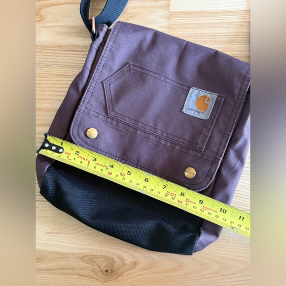 Carhartt Crossbody Wine Color Bag Women's Crossbody Carry All Tote Purse Snap - Picture 5 of 11